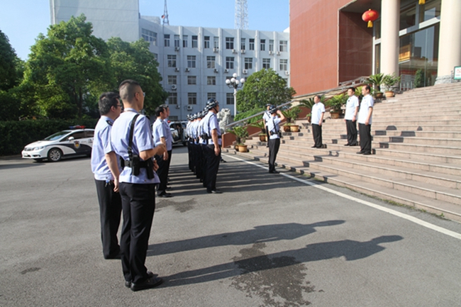 1.集合完毕整装待发.jpg 1.集合完毕整装待发.jpg