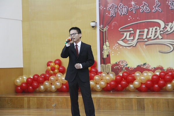 1.歌曲独唱《红旗飘飘》.jpg 1.歌曲独唱《红旗飘飘》.jpg